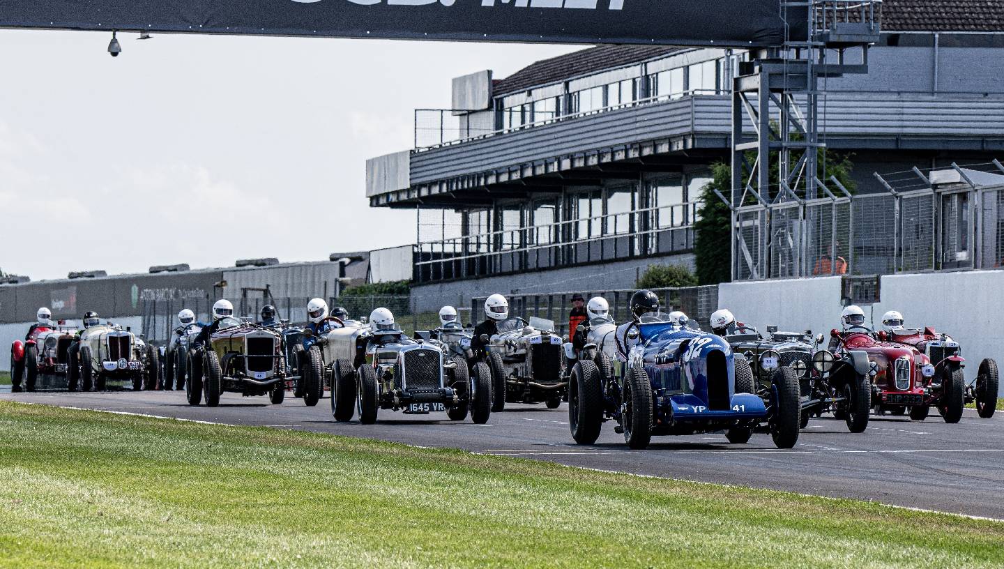 VSCC SEERED MEETING DONINGTON PARK RACE MEETING