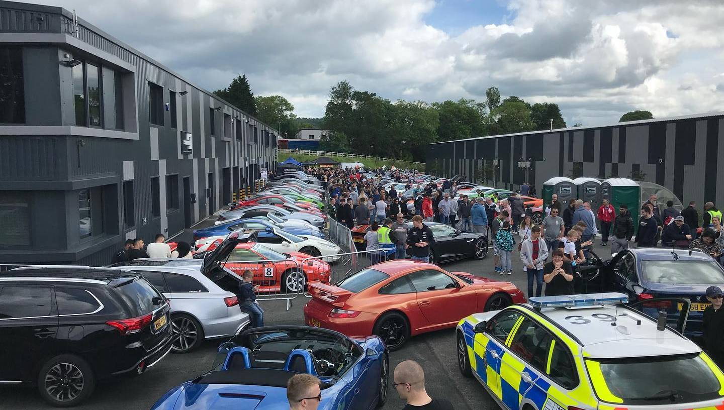 LEEDS SUPERCARS AND COFFEE