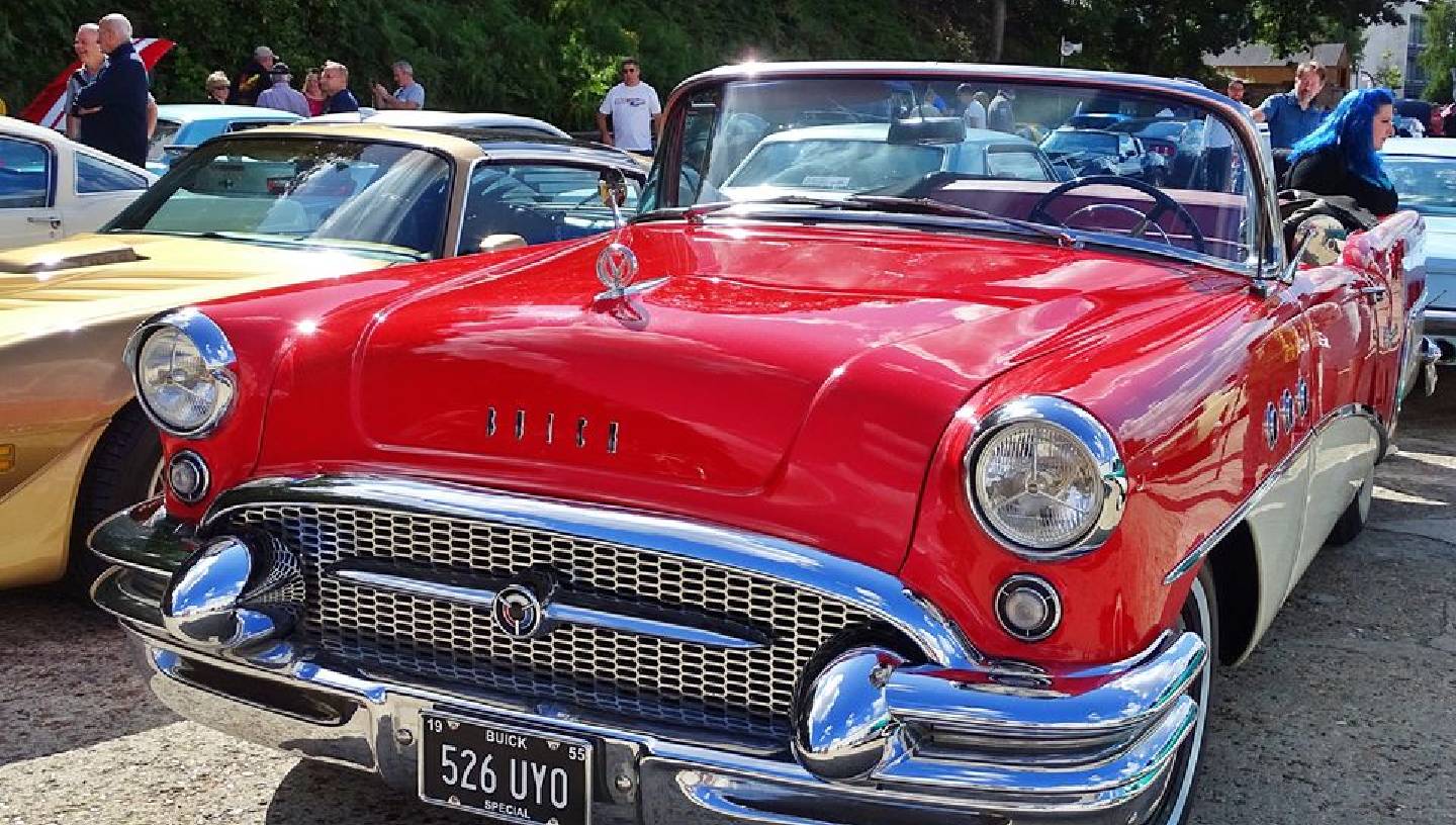 BROOKLANDS AMERICAN DAY